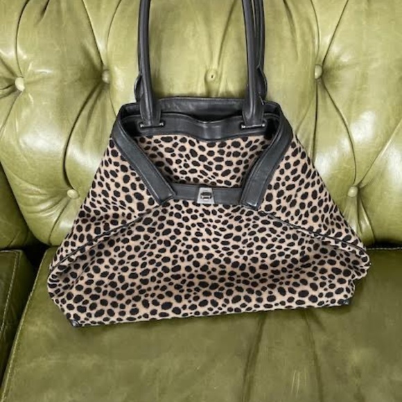 Designer AKRIS handbag - Picture 5 of 6